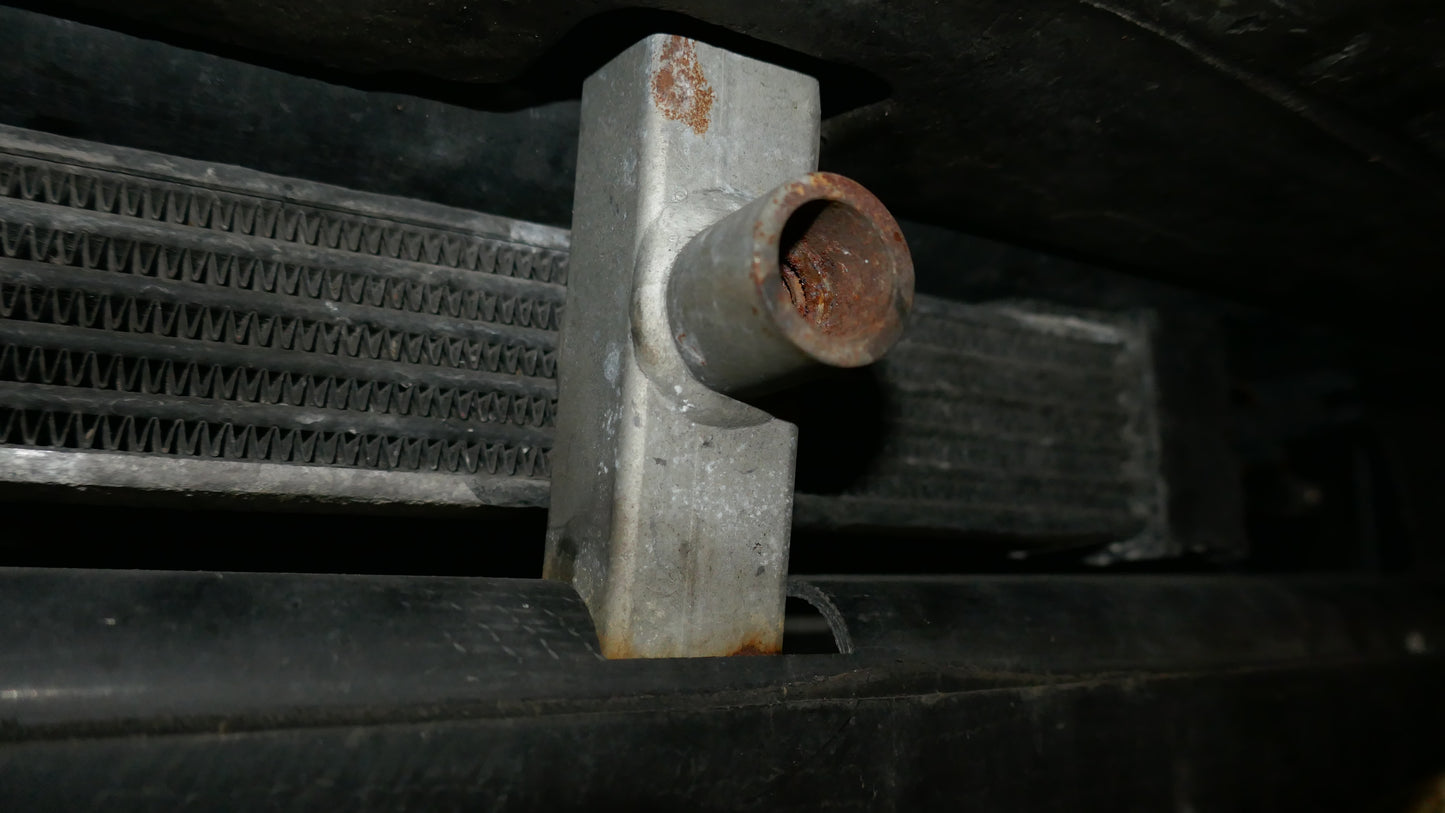 Gen 1 Vanquish Towing eye upright Aston Martin | AstonSpares