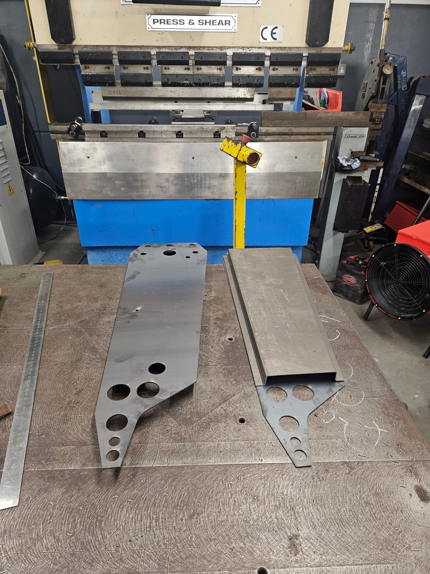 Gen 1 Vanquish Front subframe repair section Aston Martin | AstonSpares - Aston Spares