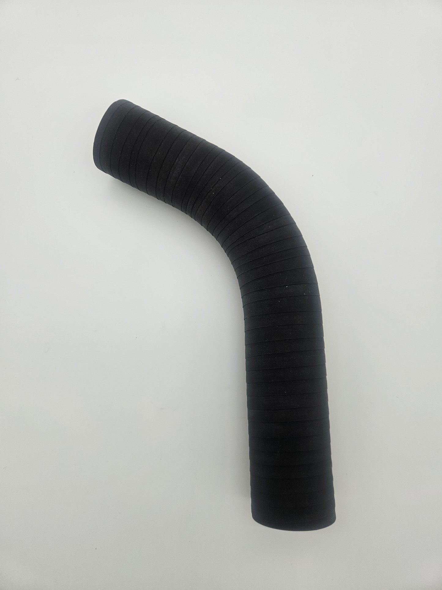 Gen 1 Vanquish Radiator Hose – Bottom to Bypass Pipe (2001 - 2007) 1R12 - 320016 - AES - Aston Spares