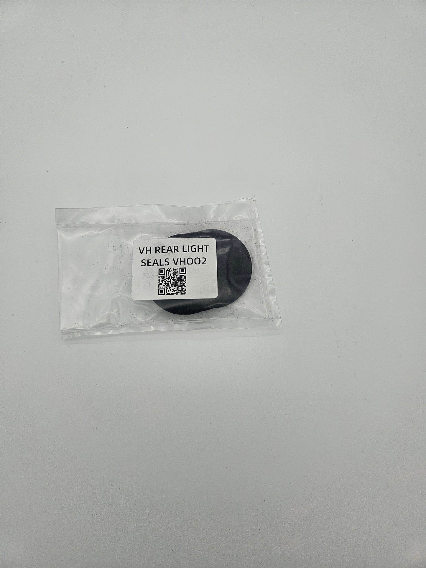VH Rear Light Seals DB9 DBS V8 Vantage Rapide |Aston Spares - Aston Spares