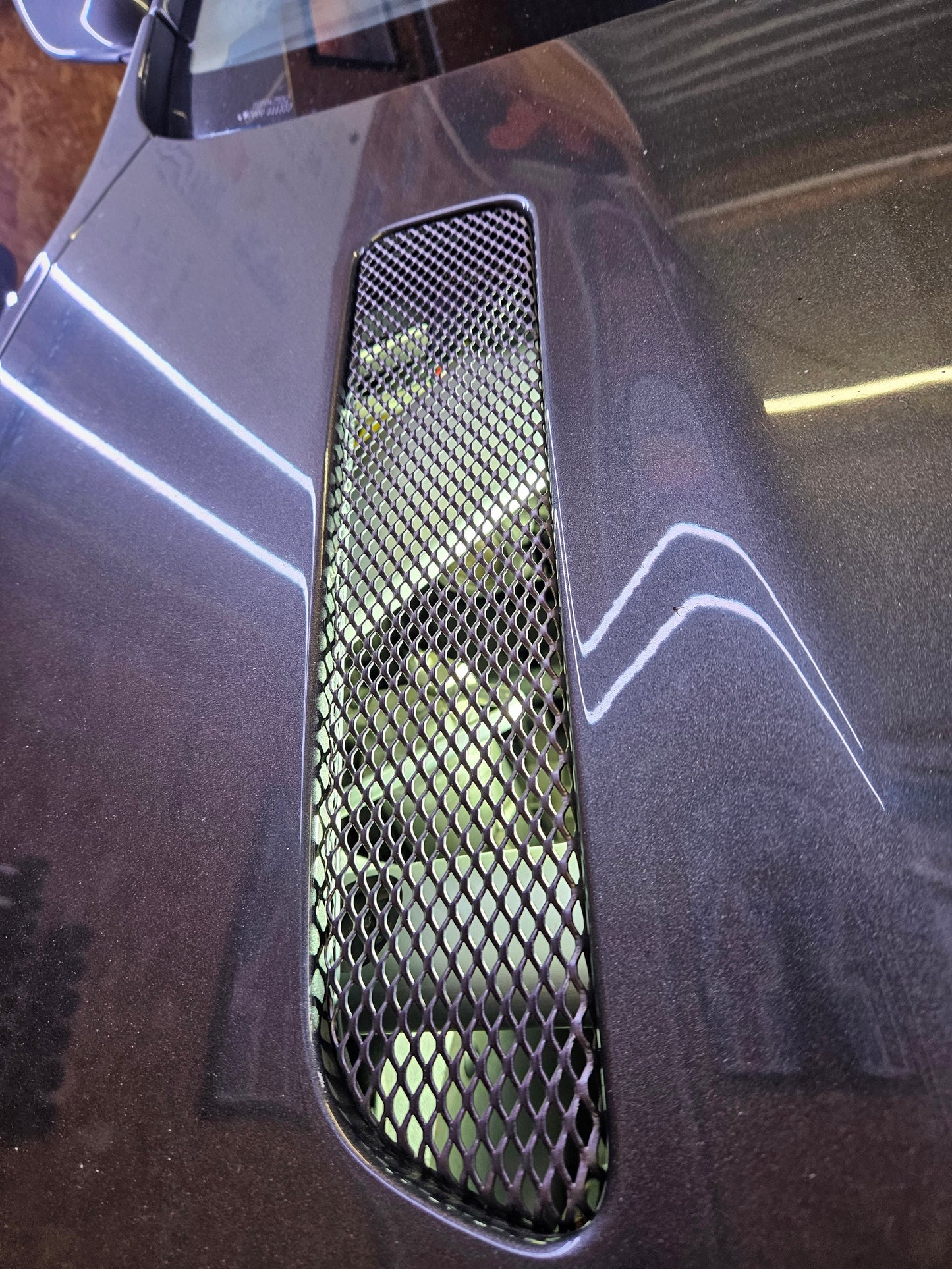 Brake fluid reservoir UV protection parasol DB9 / DBS, V8 Vantage, Rapide, Vanquish 2 | AstonSpares - Aston Spares