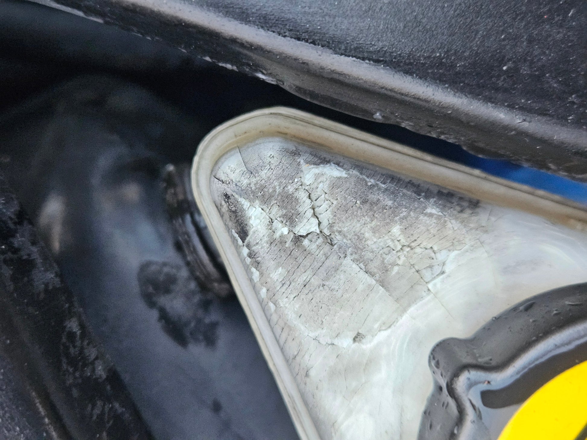 DB7 Vantage Brake fluid reservoir UV protection parasol RHD ONLY | AstonSpares - Aston Spares