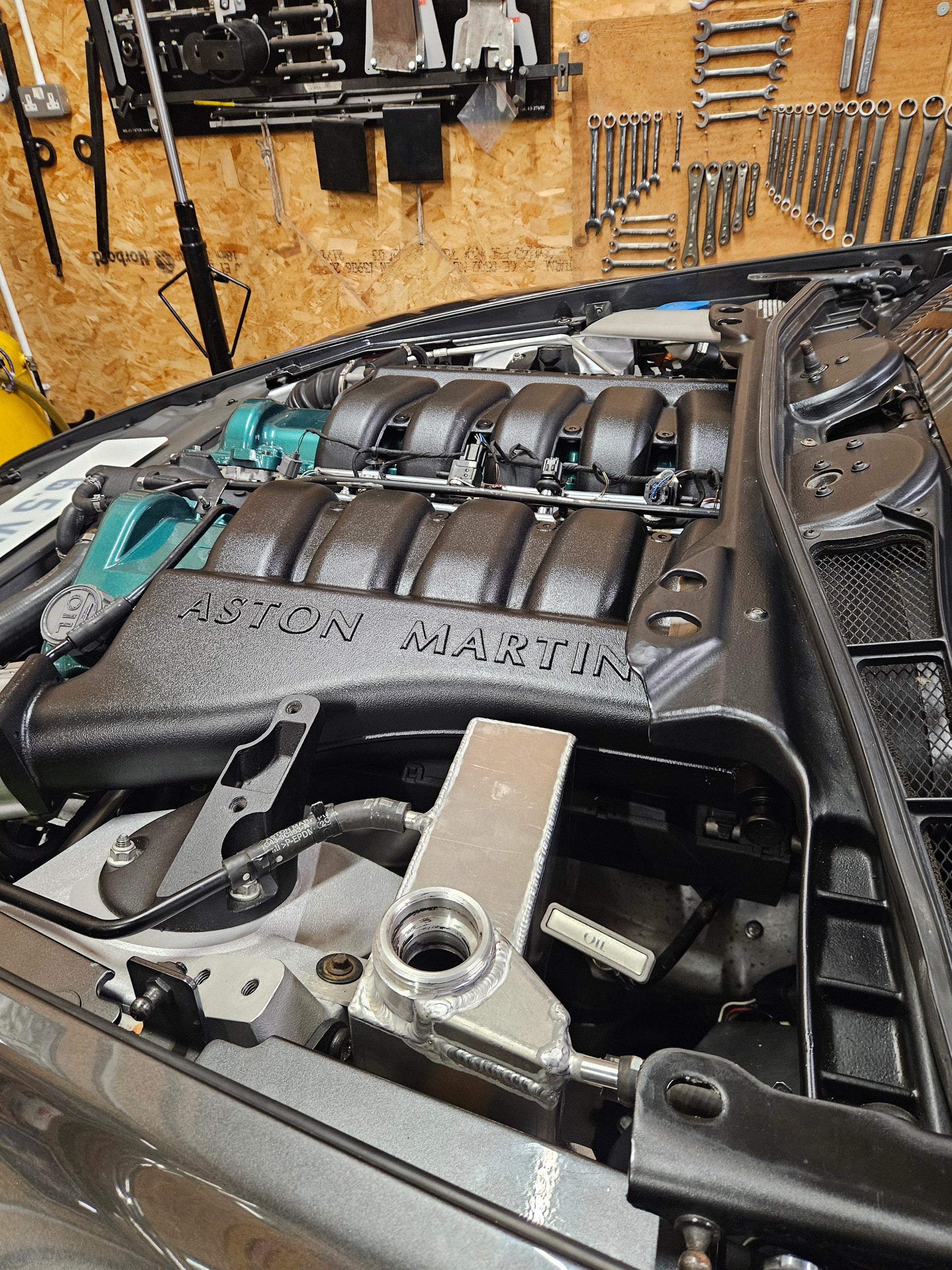 DB9 V8 VH Aluminium Coolant Header tank | AstonSpares - Aston Spares