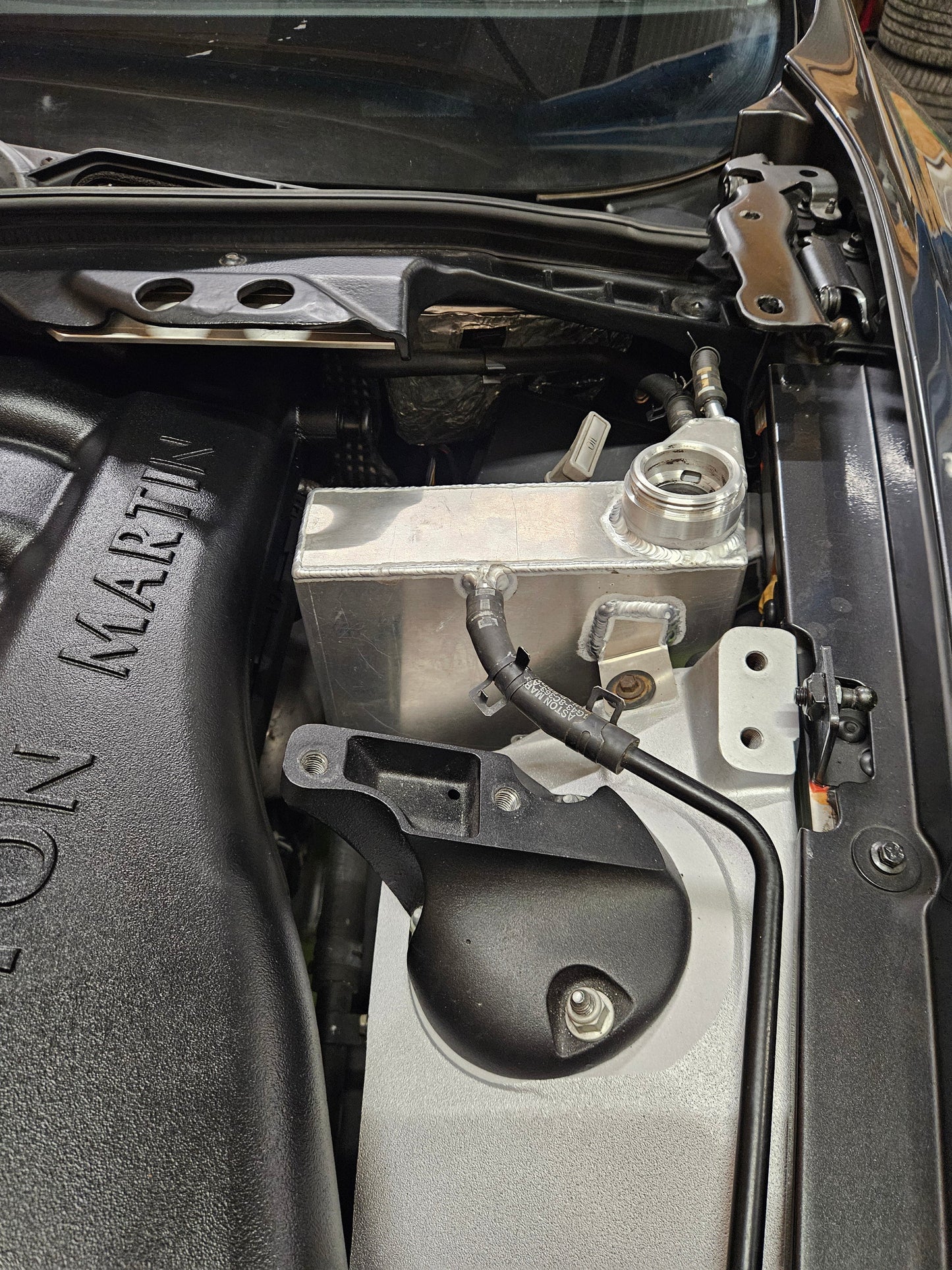 DB9 V8 VH Aluminium Coolant Header tank | AstonSpares - Aston Spares