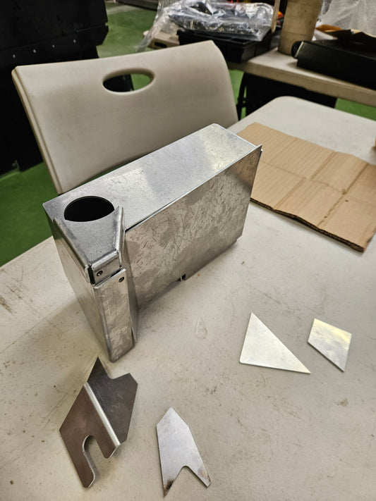 DB9 V8 VH Header tank - Aston Spares