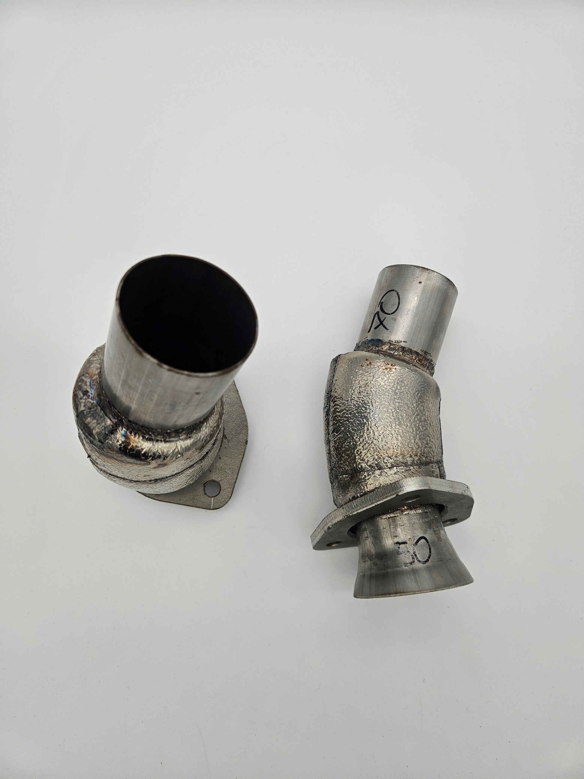 Gen 1 Vanquish Exhaust Intermediate Pipe Couplers (Pair) | AstonSpares - Aston Spares