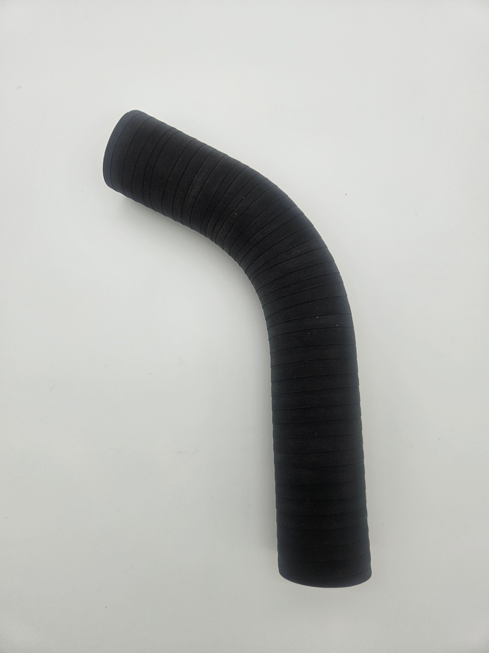 Gen 1 Vanquish Radiator Hose – Bottom to Bypass Pipe (2001 - 2007) 1R12 - 320016 - AES - Aston Spares
