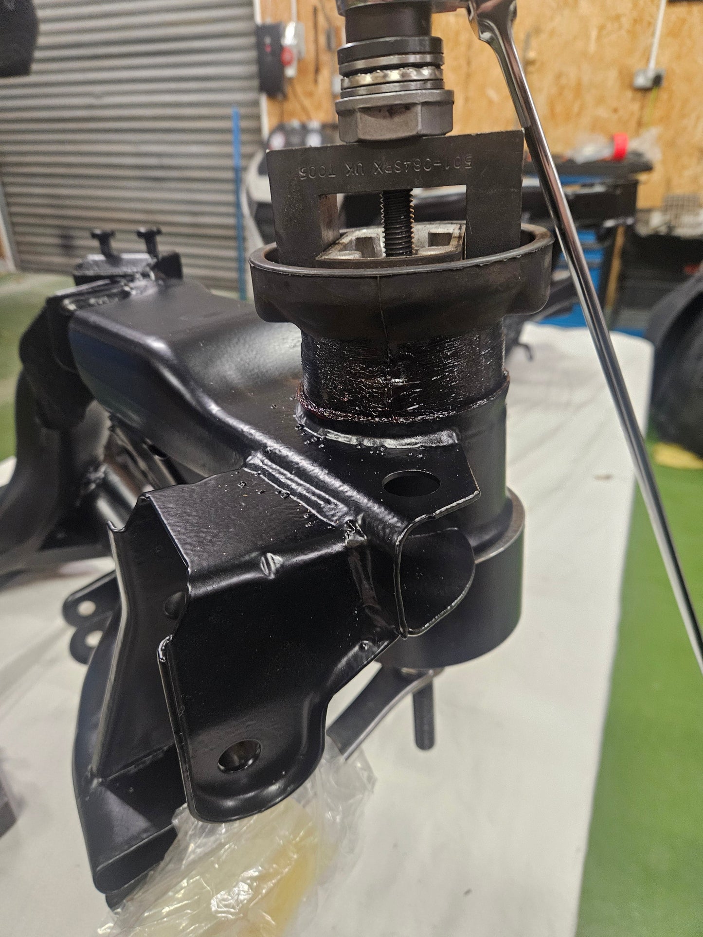 Gen 1 Vanquish Subframe refurbishing service. - Aston Spares