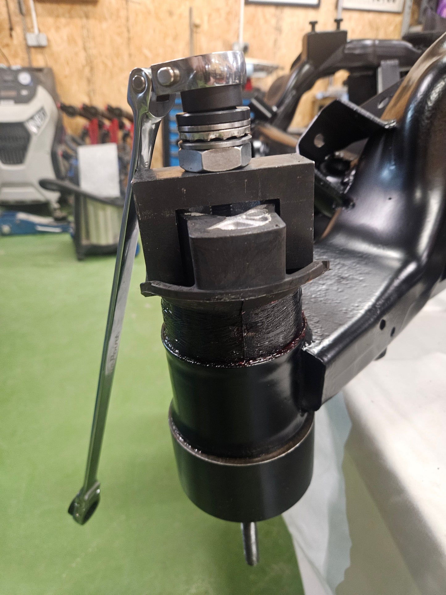 Gen 1 Vanquish Subframe refurbishing service. - Aston Spares