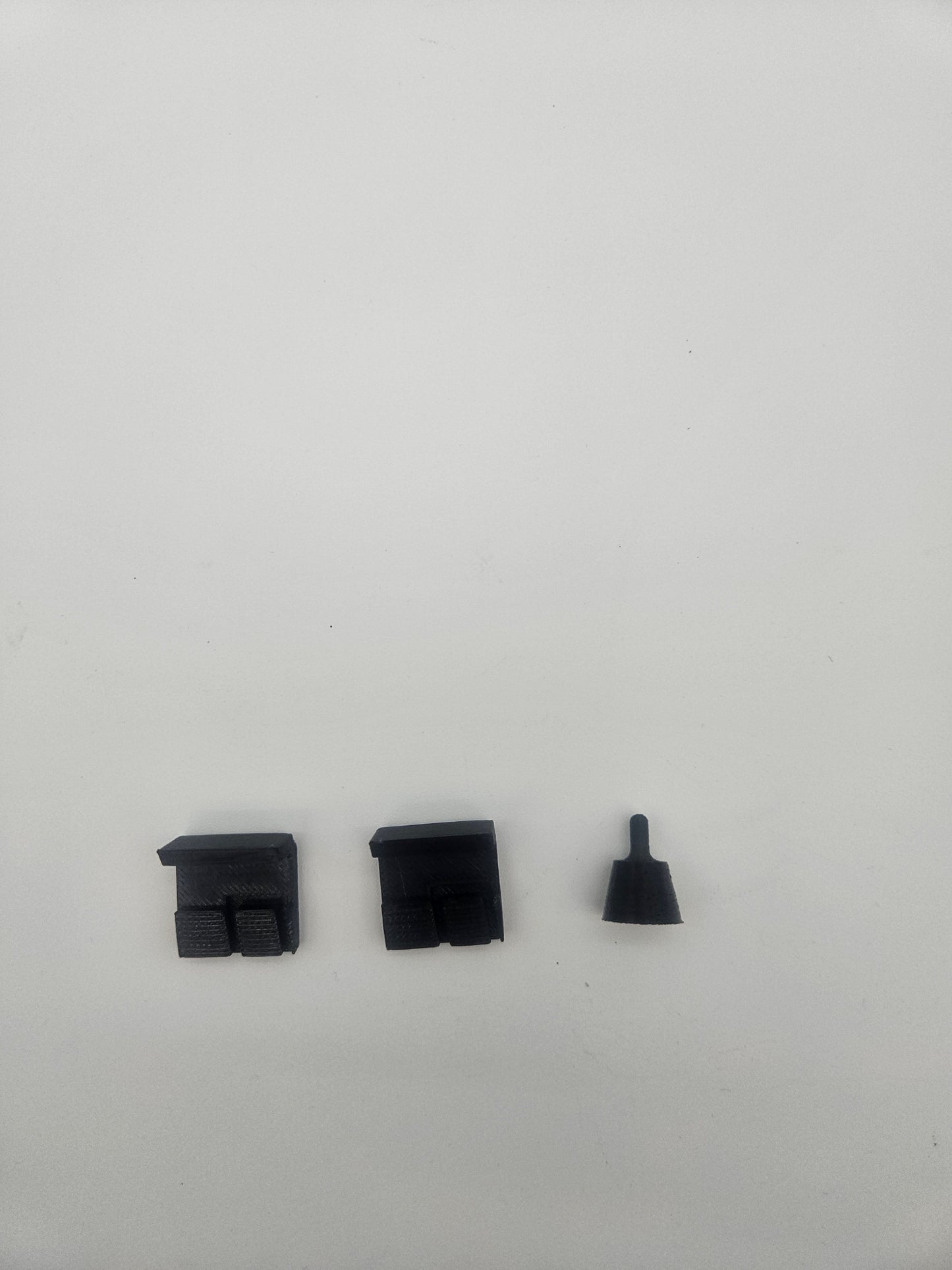 Gen 1 Vanquish Tweeter cover repair kit - Aston Spares
